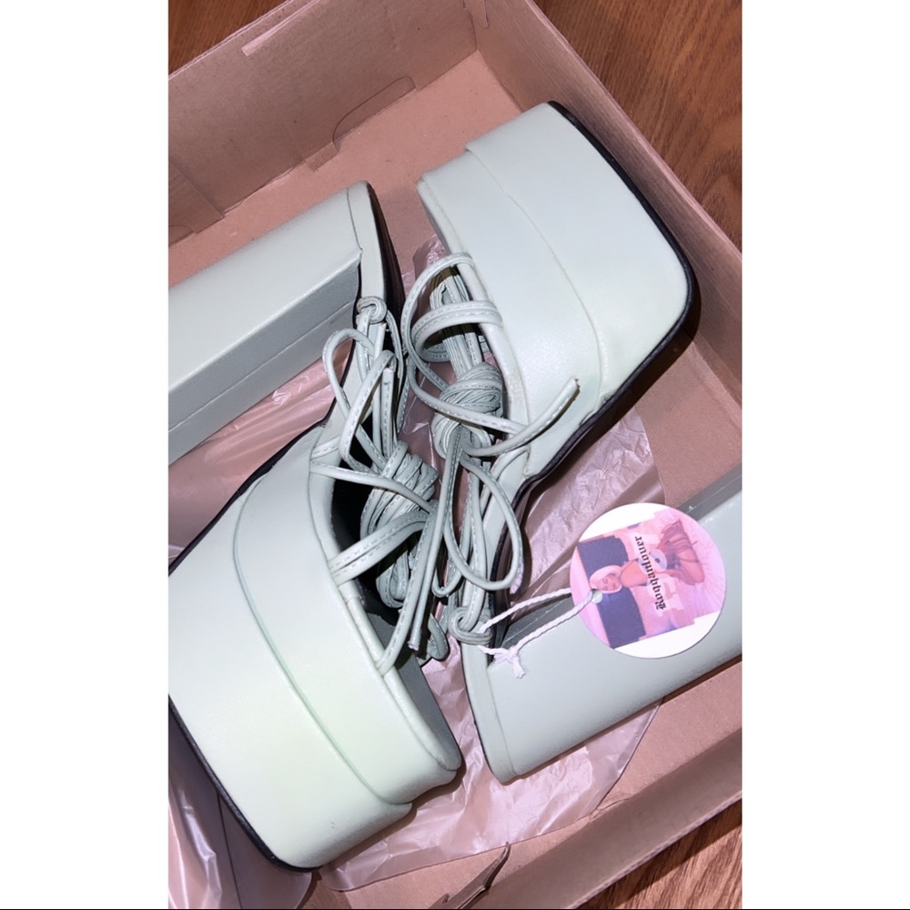 NEW BRATZ HEELS